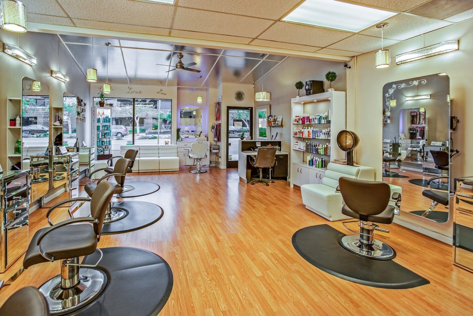 Empty salons because of the coronavirus pandemic